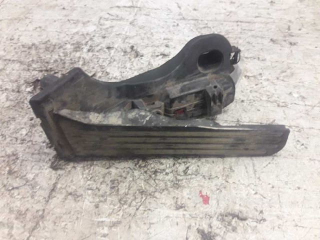 Pedal de aceleracion Volkswagen Caddy III (2004-2015)