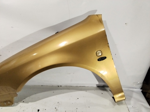 1U0821105B VAG Aleta delantera izquierda  comprar en Oviedo