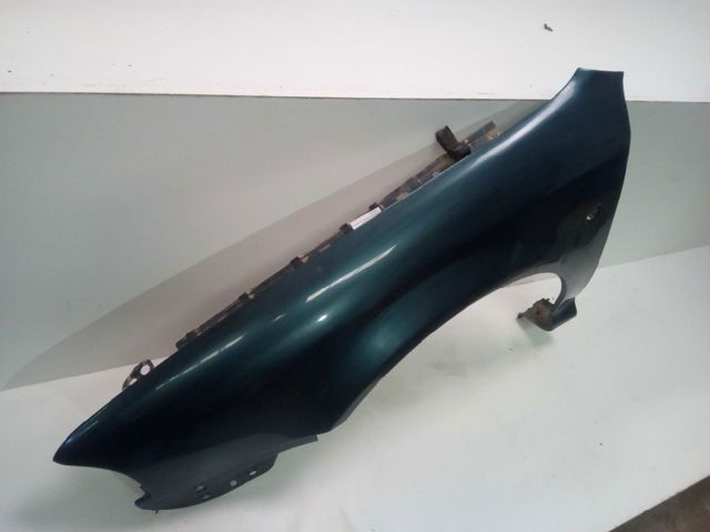 1U0821105B VAG Aleta delantera izquierda  comprar en Oviedo
