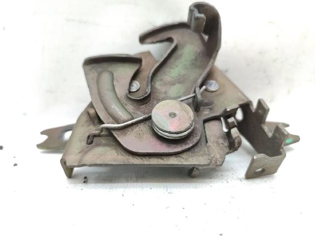 VAG 1U0823509G Cerradura del capó  disponible Lugo