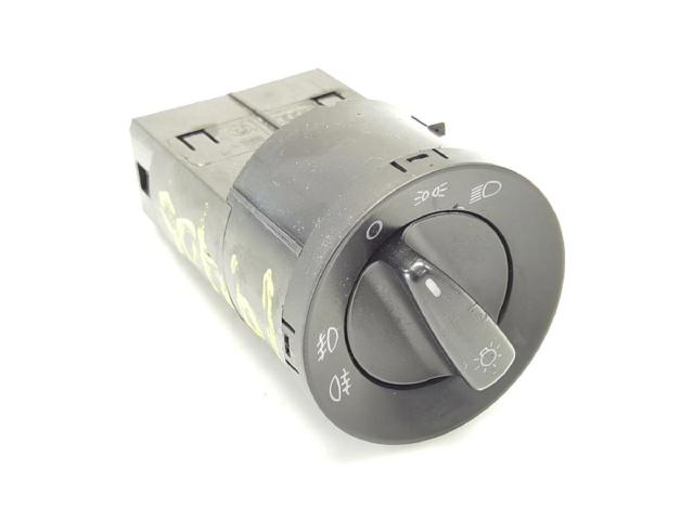 Interruptor de luces en el tablero 1U0941531D VAG