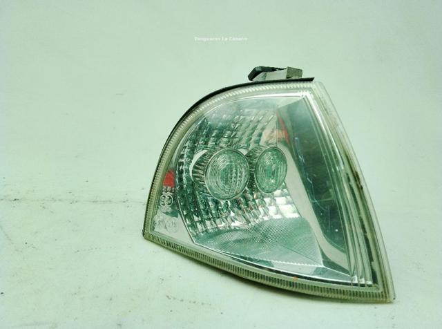 1U0949127B Luz intermitente de guardabarros  en stock Castellón