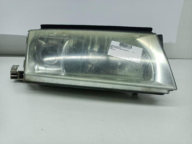1U1941016E VAG Faro derecho  disponible Alicante