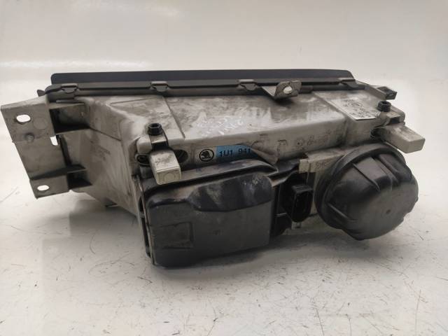 1U1941016E VAG Faro derecho  comprar en Lleida