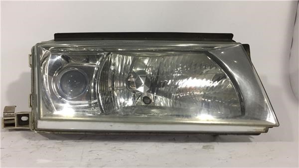 VAG 1U1941016E Faro derecho  en stock Salamanca
