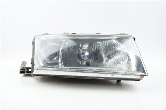 1U1941016L Faro derecho comprar Girona