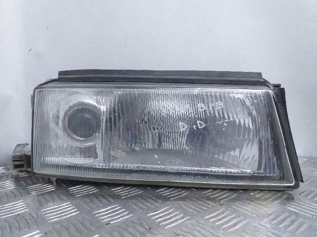 Luz derecha 1U1941018 VAG