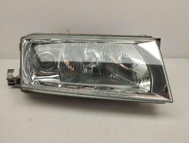 1U1941018P Faro derecho  comprar en Reus