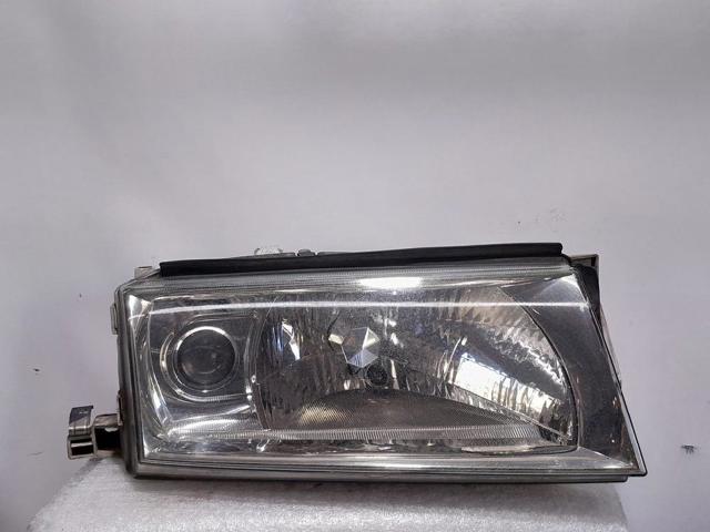 VAG 1U1941018P Faro derecho  en stock Terrassa