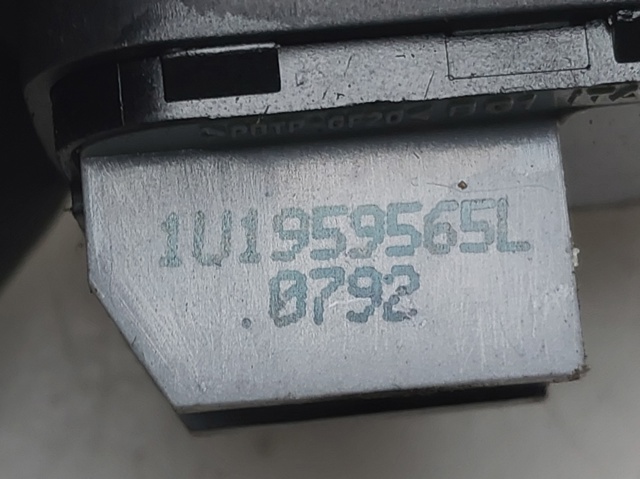 1U1959565L Módulo de espejos retrovisores en la puerta comprar Girona