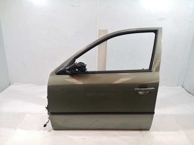 Puerta delantera izquierda 1U4831055 VAG/Skoda