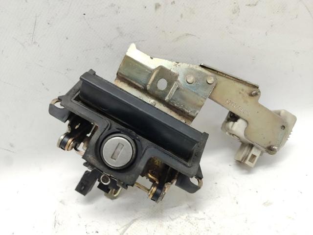 1U6827565K VAG