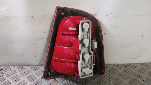 1U6945095 VAG Piloto trasero izquierdo  comprar en Lleida