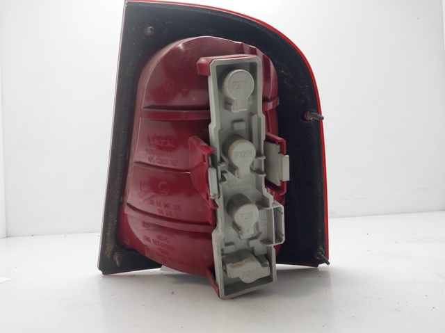 VAG 1U6945095 Piloto trasero izquierdo comprar Barcelona