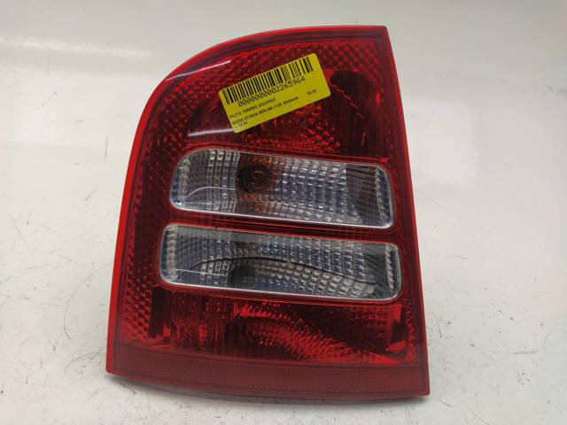 1U6945095 Piloto trasero izquierdo comprar Almería