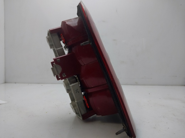1U6945095 Piloto trasero izquierdo  disponible Málaga