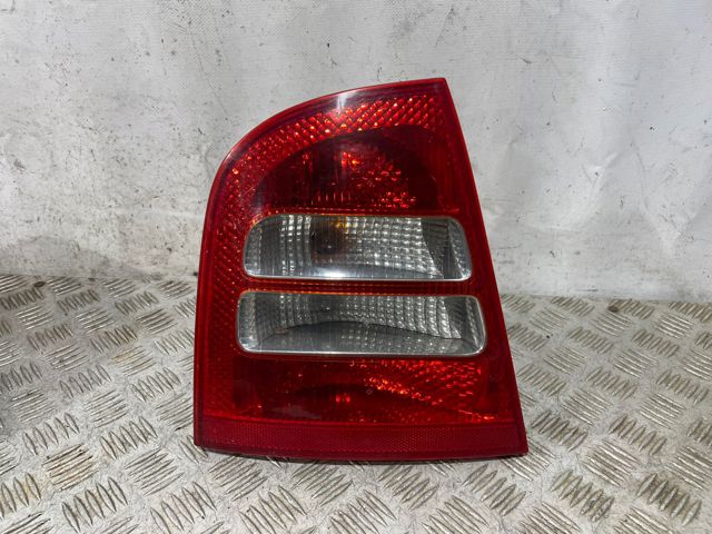1U6945095 VAG Piloto trasero izquierdo  comprar en Jaén