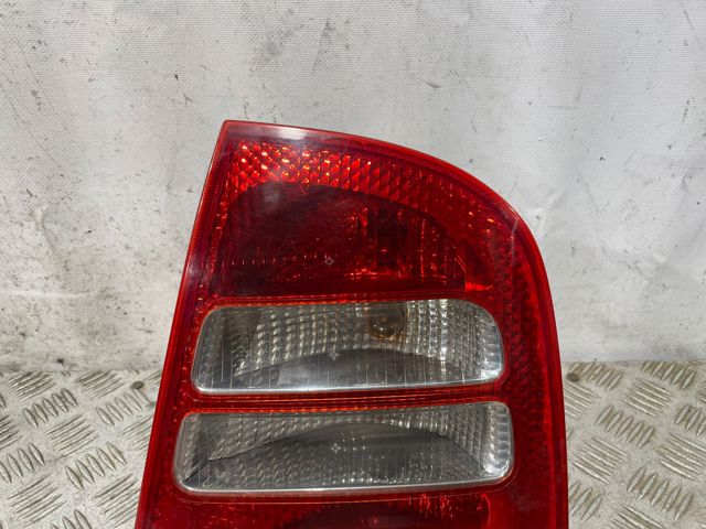 1U6945096 Piloto trasero derecho  comprar en Pontevedra