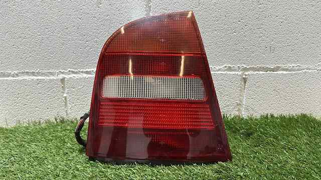 1U6945111 Piloto trasero izquierdo comprar Girona