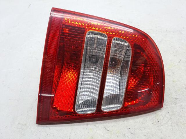 1U6945111C VAG Piloto trasero izquierdo  en stock Córdoba