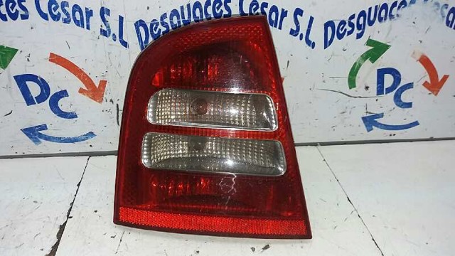 1U6945111C Piloto trasero izquierdo  en stock Granada