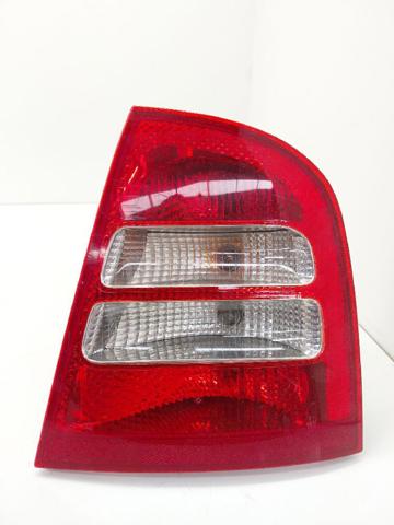 1U6945112 VAG Piloto trasero derecho comprar Alcalá