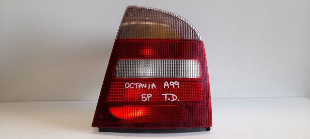 1U6945112 VAG Piloto trasero derecho  comprar en Jaén