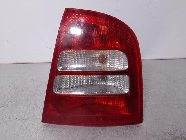 1U6945112 VAG Piloto trasero derecho  en stock Huelva
