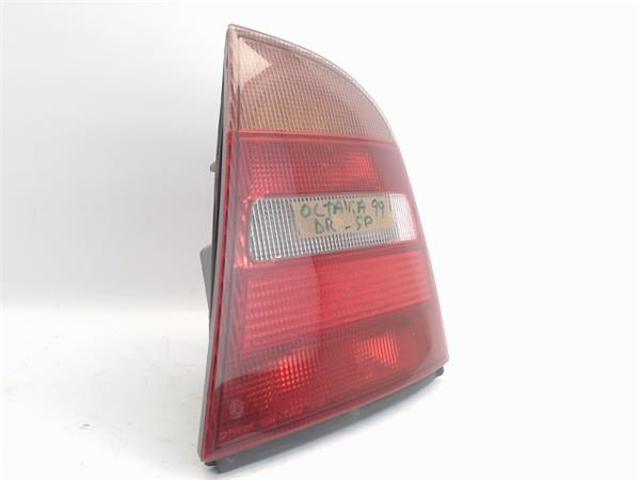 VAG 1U6945112A Piloto trasero derecho  en stock Salamanca