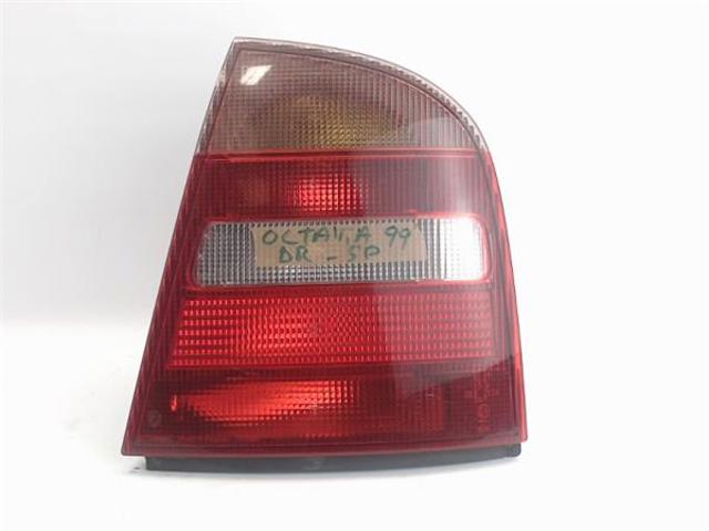 1U6945112A VAG Piloto trasero derecho  disponible Ourense