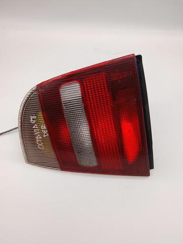 1U6945112A VAG Piloto trasero derecho comprar Alcalá