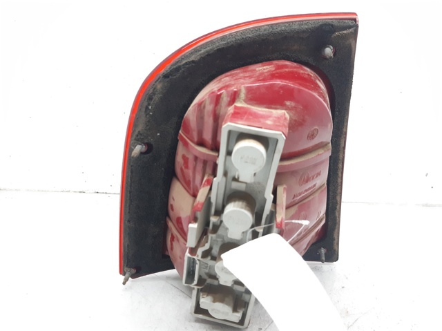 VAG 1U6945112C Piloto trasero derecho  en stock Valencia