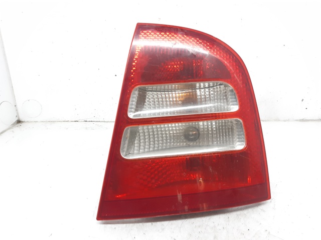 VAG 1U6945112C Piloto trasero derecho  disponible Valladolid