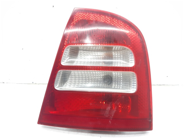 1U6945112C Piloto trasero derecho comprar Sevilla