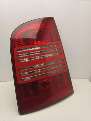 1U9945095 Piloto trasero izquierdo comprar Sevilla