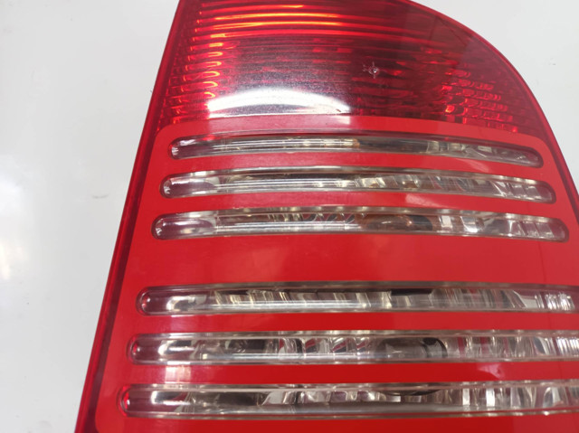 1U9945096 Piloto trasero derecho  comprar en Reus