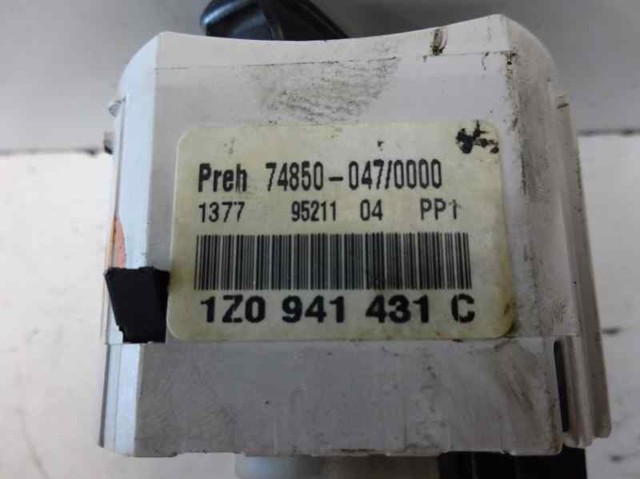 1Z0941431C Interruptor de luces en el tablero comprar Almería