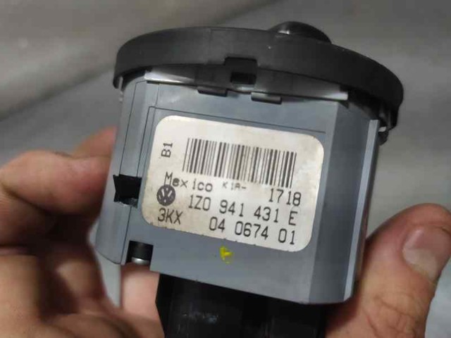VAG 1Z0941431E Interruptor de luces en el tablero  en stock Terrassa