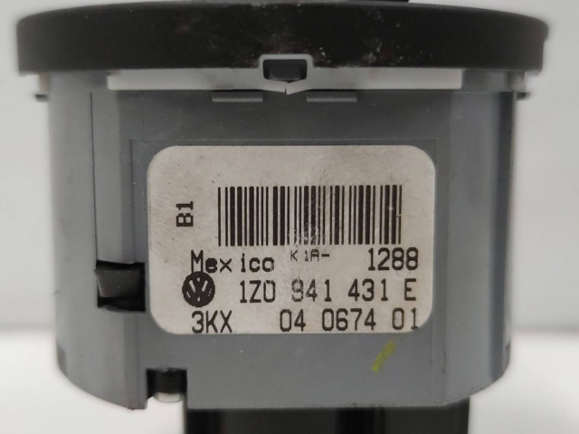1Z0941431E Interruptor de luces en el tablero  comprar en Reus