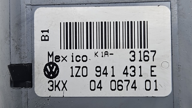 1Z0941431E Interruptor de luces en el tablero  comprar en Zaragoza