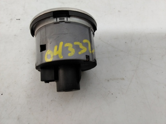 Interruptor de luces en el tablero 1Z0941431J VAG