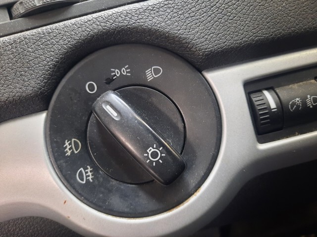 1Z0941431K VAG Interruptor de luces en el tablero  comprar en Lleida
