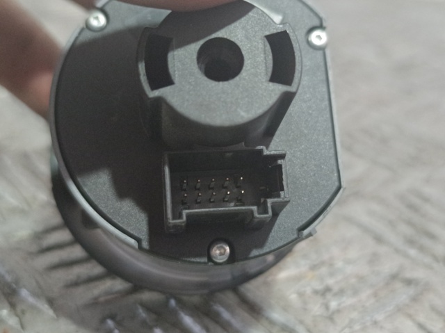 1Z0941431K Interruptor de luces en el tablero comprar Girona