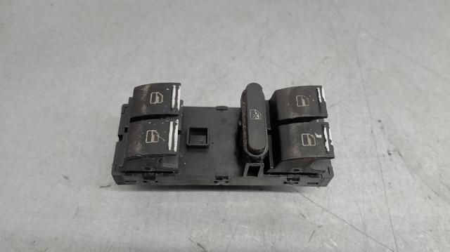 1Z0959858A Interruptor de elevalunas delantera izquierda  en stock Sabadell