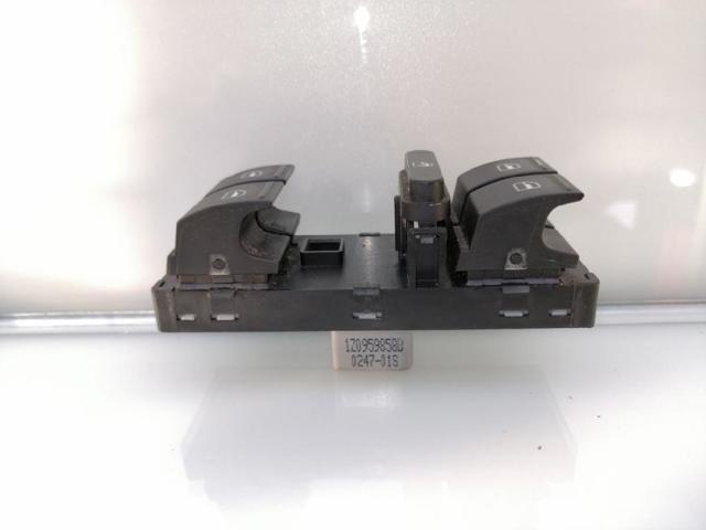 1Z0959858B Unidad de control de elevalunas delantera izquierda  disponible Málaga