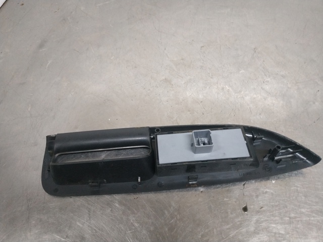 1Z0959858B Unidad de control de elevalunas delantera izquierda  comprar en Zaragoza