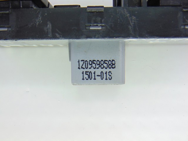 VAG 1Z0959858B Unidad de control de elevalunas delantera izquierda  disponible Valladolid