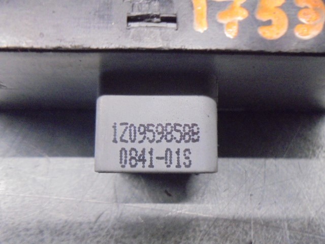 VAG 1Z0959858B Unidad de control de elevalunas delantera izquierda  comprar en Albacete
