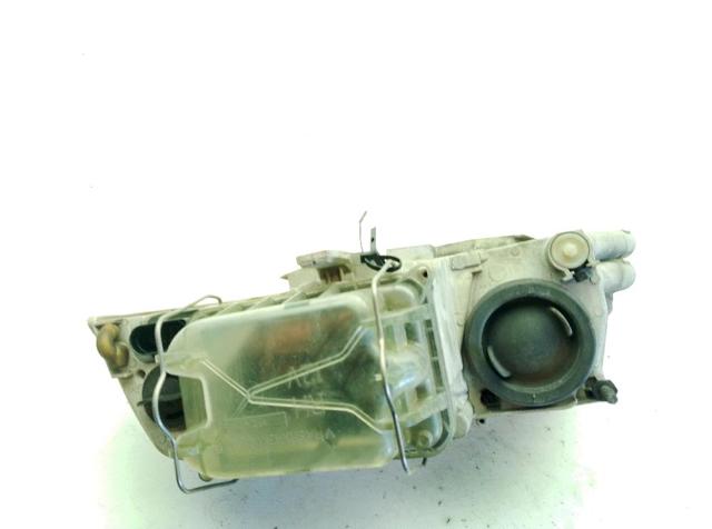 1Z1941018P VAG Faro derecho  disponible Vigo