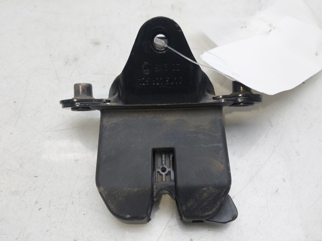 VAG 1Z5827501C Cerradura de maletero  en stock Valencia